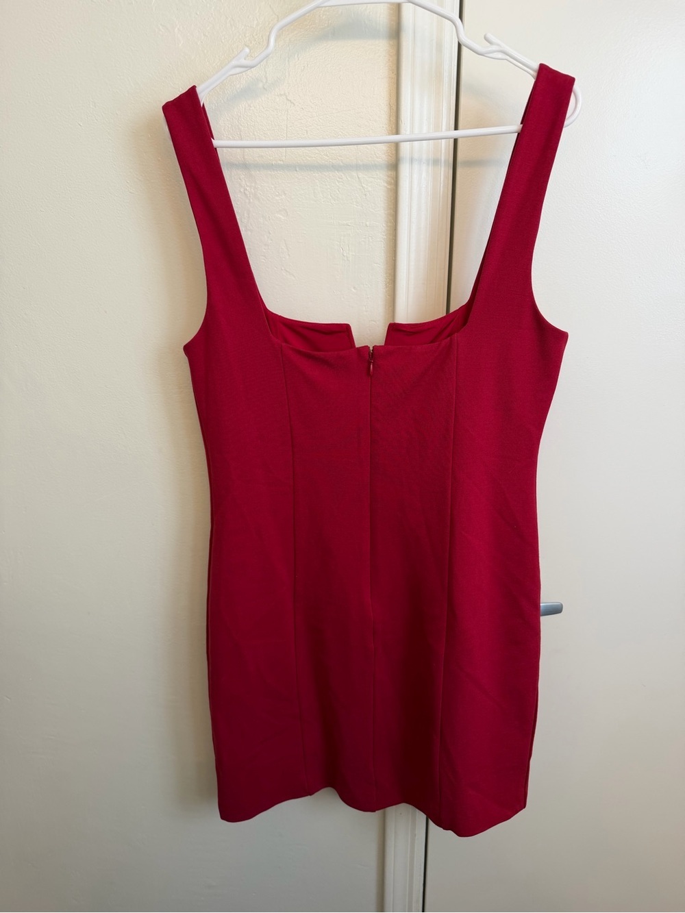 Lovers + Friends Draya Mini Dress Red V-Notch Bodycon Mini Dress Size Large - Picture 8 of 10